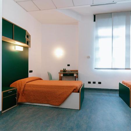Open011 Hostel Turin Ngoại thất bức ảnh