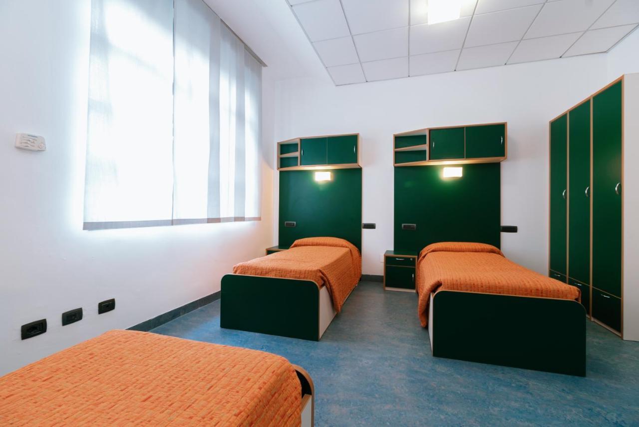 Open011 Hostel Turin Ngoại thất bức ảnh