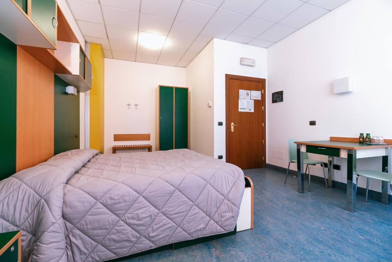 Open011 Hostel Turin Ngoại thất bức ảnh