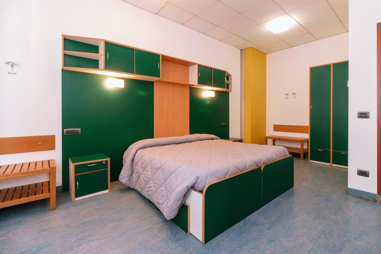 Open011 Hostel Turin Ngoại thất bức ảnh